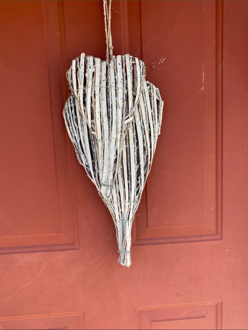 Rustic Wicker Heart Hanging Décor - Whitewashed Natural